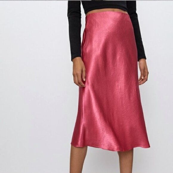 Aritzia Babaton Slip Satin Midi Skirt Pink Size 12 - Picture 1 of 11